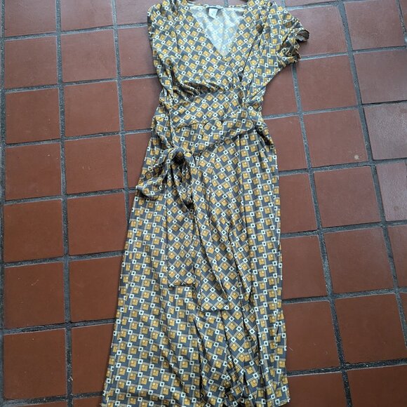 Karina Dress M/L - Picture 9 of 13